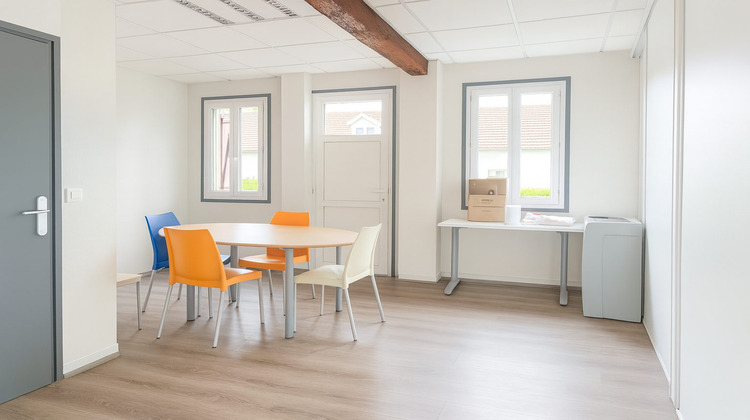 Ma-Cabane - Location Local commercial Billère, 190 m²