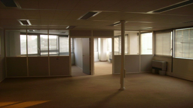 Ma-Cabane - Location Local commercial BLAGNAC, 663 m²