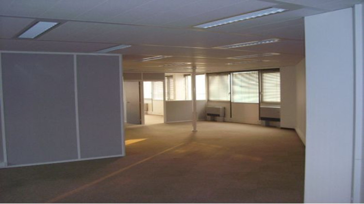 Ma-Cabane - Location Local commercial BLAGNAC, 446 m²