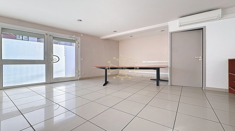 Ma-Cabane - Location Local commercial Blagnac, 180 m²