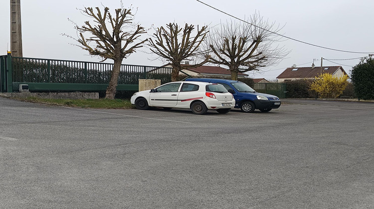 Ma-Cabane - Location Local commercial BLAISE-SOUS-ARZILLIERES, 586 m²