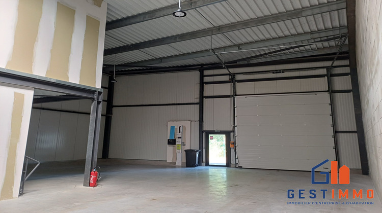 Ma-Cabane - Location Local commercial Blanquefort, 208 m²