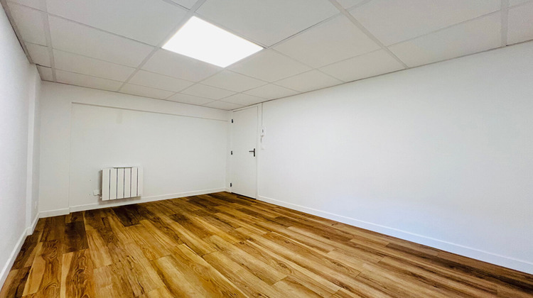 Ma-Cabane - Location Local commercial BOBIGNY, 10 m²