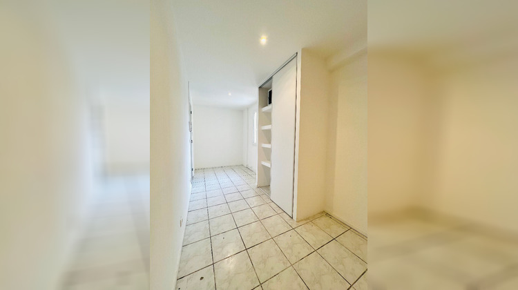 Ma-Cabane - Location Local commercial BOBIGNY, 10 m²