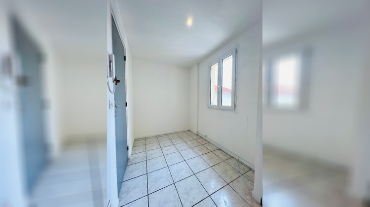 Ma-Cabane - Location Local commercial BOBIGNY, 10 m²