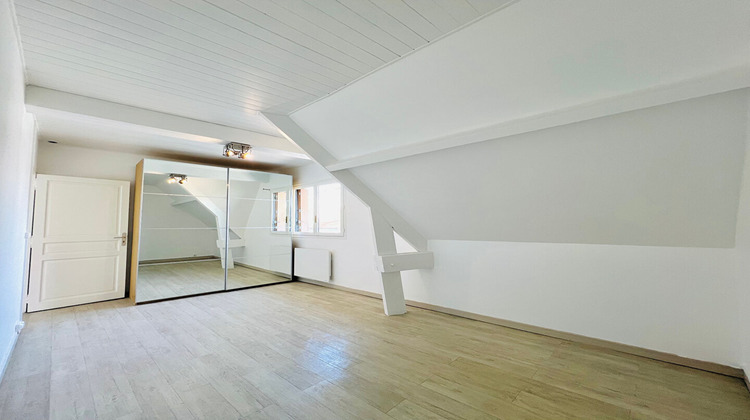 Ma-Cabane - Location Local commercial BOBIGNY, 16 m²