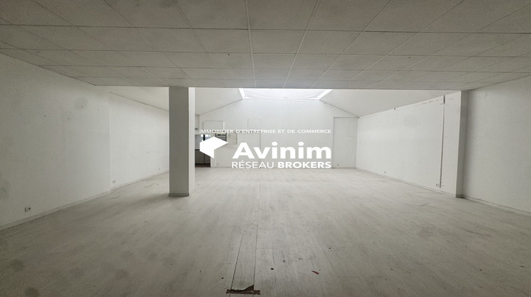 Ma-Cabane - Location Local commercial Bobigny, 650 m²