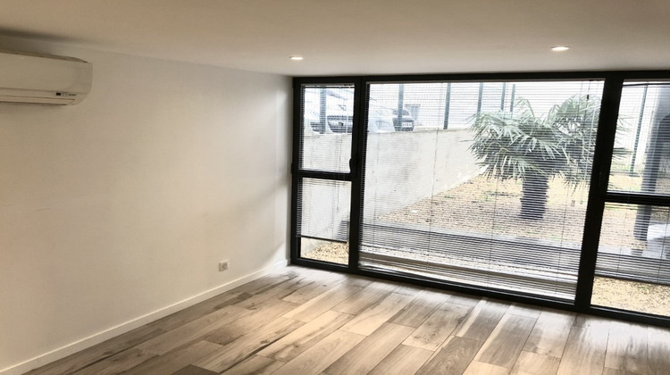 Ma-Cabane - Location Local commercial BOBIGNY, 12 m²