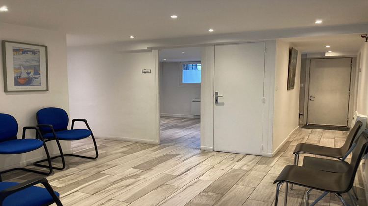 Ma-Cabane - Location Local commercial BOBIGNY, 12 m²