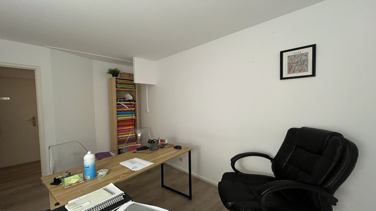 Ma-Cabane - Location Local commercial Bobigny, 57 m²