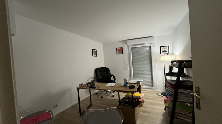 Ma-Cabane - Location Local commercial Bobigny, 57 m²