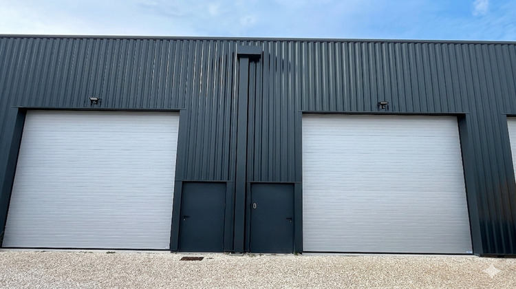 Ma-Cabane - Location Local commercial BONNEFAMILLE, 137 m²