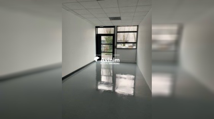 Ma-Cabane - Location Local commercial Bonneuil-sur-Marne, 936 m²