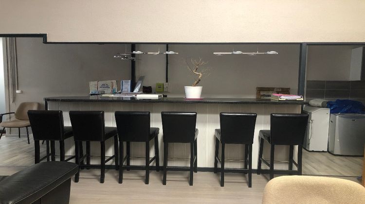 Ma-Cabane - Location Local commercial BORDEAUX, 80 m²