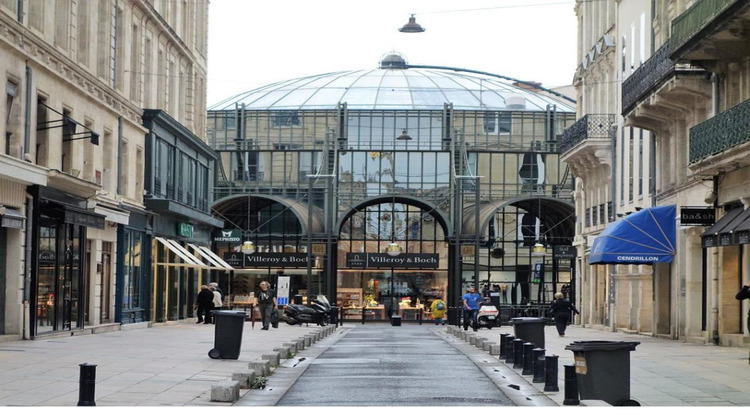 Ma-Cabane - Location Local commercial BORDEAUX, 32 m²