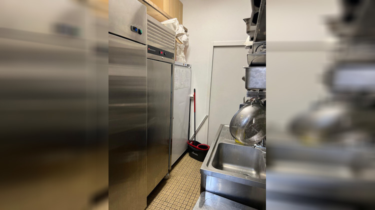 Ma-Cabane - Location Local commercial BORDEAUX, 50 m²