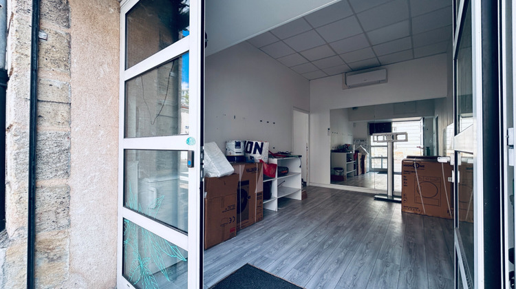 Ma-Cabane - Location Local commercial BORDEAUX, 77 m²