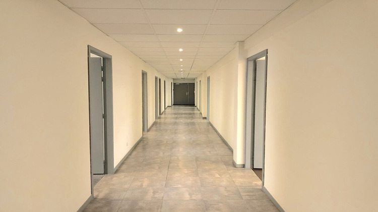 Ma-Cabane - Location Local commercial BORDEAUX, 286 m²