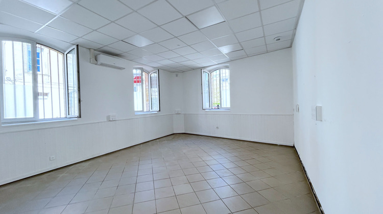 Ma-Cabane - Location Local commercial BORDEAUX, 77 m²