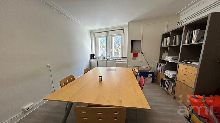 Ma-Cabane - Location Local commercial BORDEAUX, 140 m²