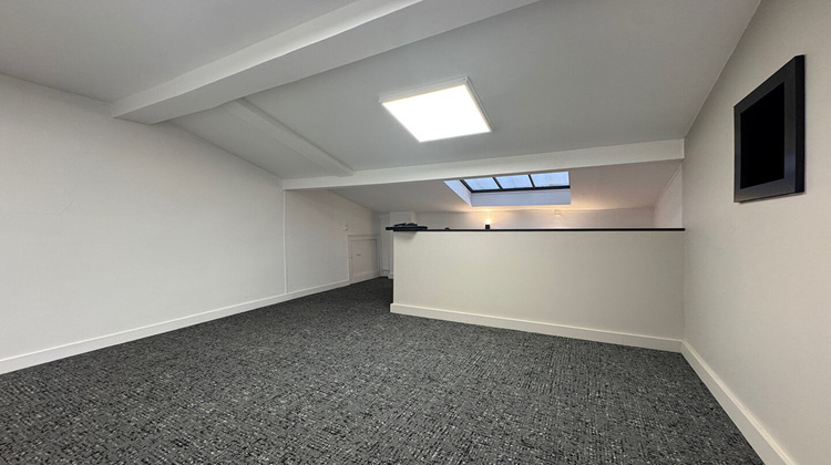 Ma-Cabane - Location Local commercial BORDEAUX, 30 m²