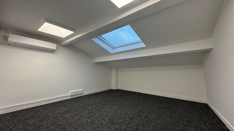 Ma-Cabane - Location Local commercial BORDEAUX, 30 m²