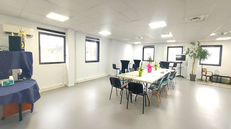 Ma-Cabane - Location Local commercial BOUC BEL AIR, 135 m²