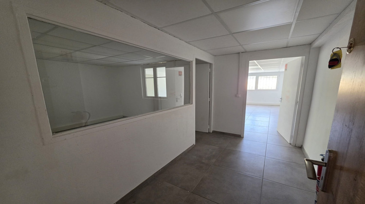 Ma-Cabane - Location Local commercial Bouc-Bel-Air, 42 m²