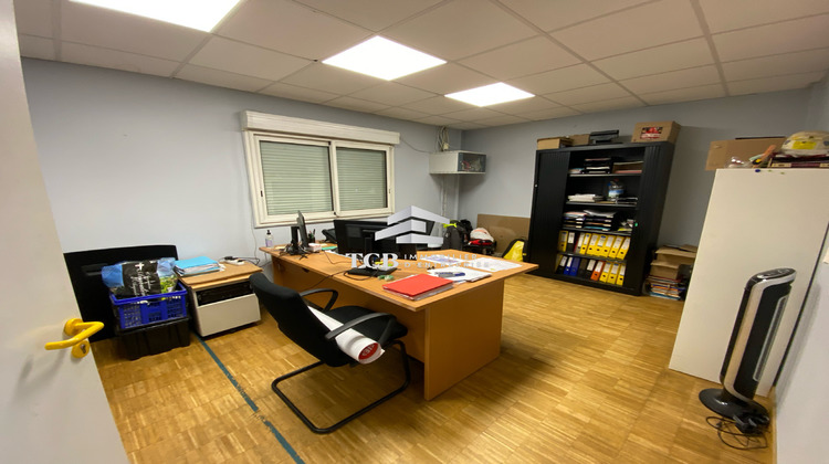 Ma-Cabane - Location Local commercial Bouguenais, 306 m²