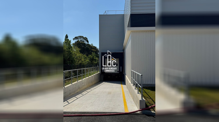 Ma-Cabane - Location Local commercial Bouguenais, 1052 m²