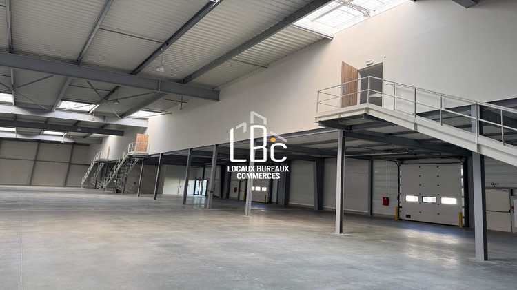 Ma-Cabane - Location Local commercial Bouguenais, 575 m²