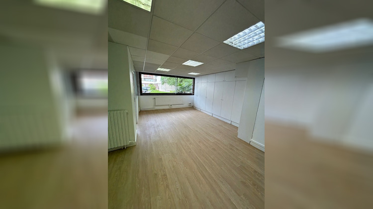 Ma-Cabane - Location Local commercial BOULOGNE-BILLANCOURT, 75 m²
