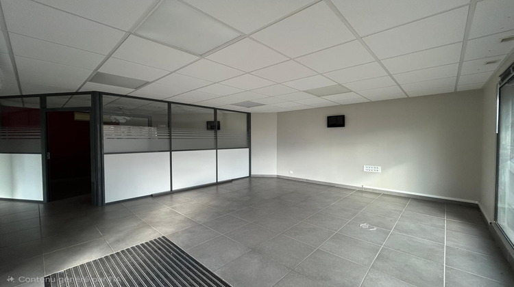 Ma-Cabane - Location Local commercial Bourg-de-Péage, 80 m²