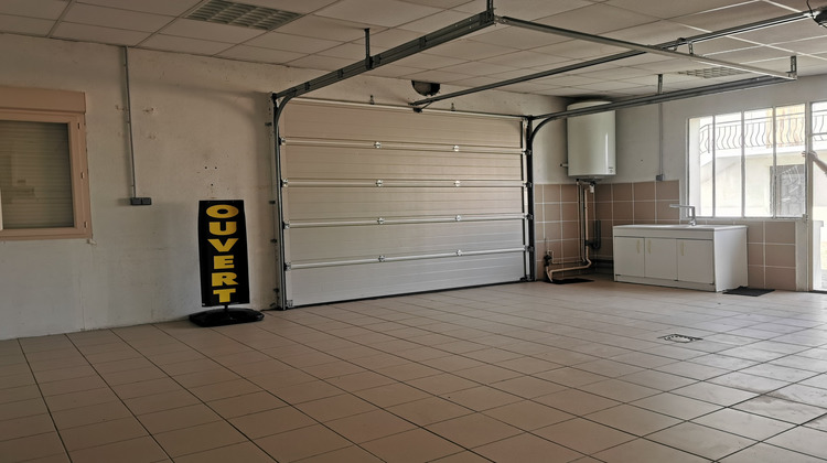 Ma-Cabane - Location Local commercial Bourg-en-Bresse, 85 m²