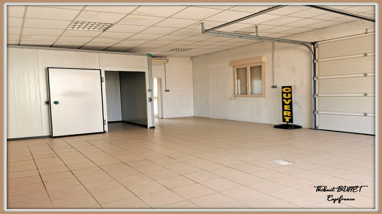 Ma-Cabane - Location Local commercial Bourg-en-Bresse, 85 m²