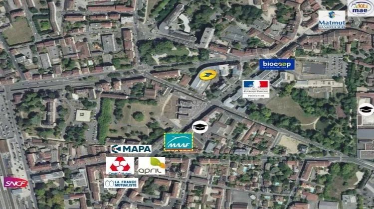 Ma-Cabane - Location Local commercial Bourg-en-Bresse, 257 m²