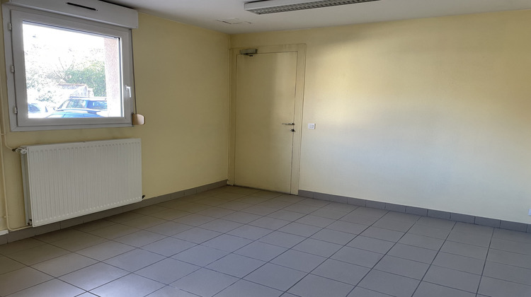 Ma-Cabane - Location Local commercial Bourg-en-Bresse, 64 m²