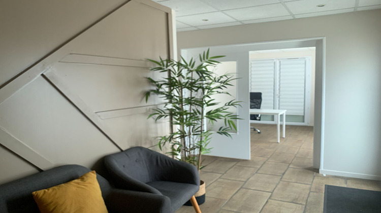 Ma-Cabane - Location Local commercial BOURG-EN-BRESSE, 100 m²