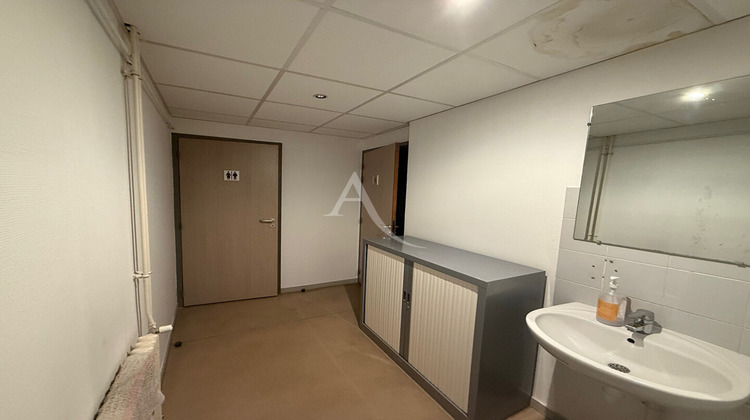 Ma-Cabane - Location Local commercial BOURG-EN-BRESSE, 142 m²