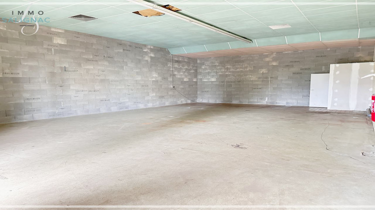 Ma-Cabane - Location Local commercial Bourg-en-Bresse, 130 m²