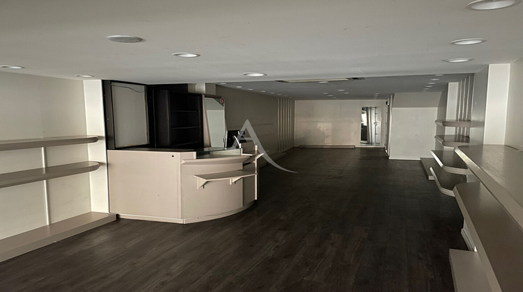 Ma-Cabane - Location Local commercial BOURG-EN-BRESSE, 86 m²