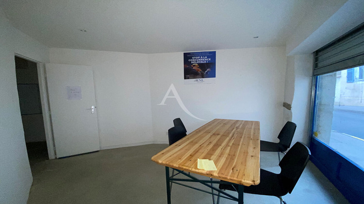 Ma-Cabane - Location Local commercial BOURG-EN-BRESSE, 71 m²
