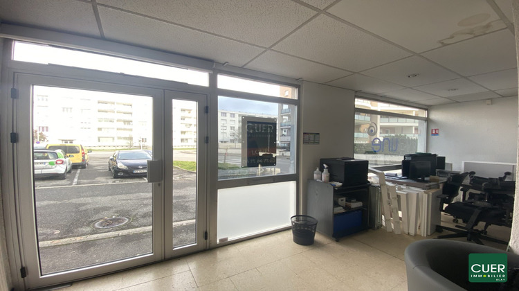 Ma-Cabane - Location Local commercial BOURG-LES-VALENCE, 50 m²