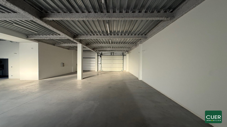 Ma-Cabane - Location Local commercial Bourg-lès-Valence, 257 m²