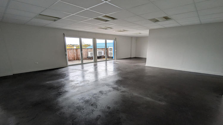 Ma-Cabane - Location Local commercial BOURGES, 67 m²