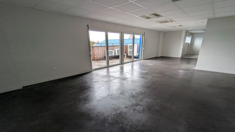 Ma-Cabane - Location Local commercial BOURGES, 67 m²