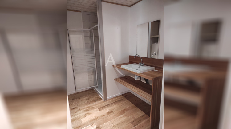 Ma-Cabane - Location Local commercial BOURGNEUF-EN-RETZ, 189 m²