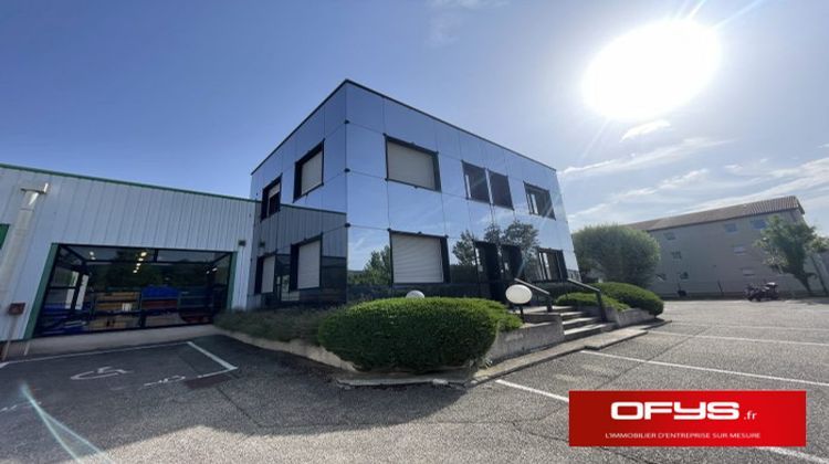 Ma-Cabane - Location Local commercial Bourgoin-Jallieu, 910 m²