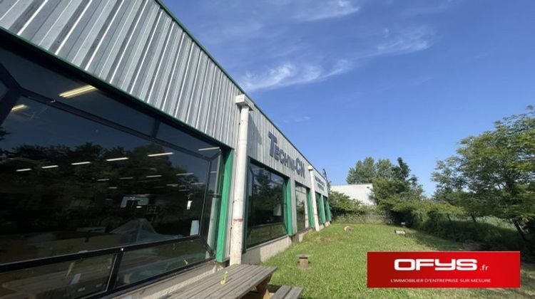 Ma-Cabane - Location Local commercial Bourgoin-Jallieu, 910 m²