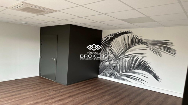 Ma-Cabane - Location Local commercial Bourgoin-Jallieu, 234 m²